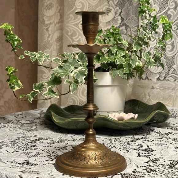 Elegant Vintage Ornate Brass Candlestick Holder - Picture 2 of 9